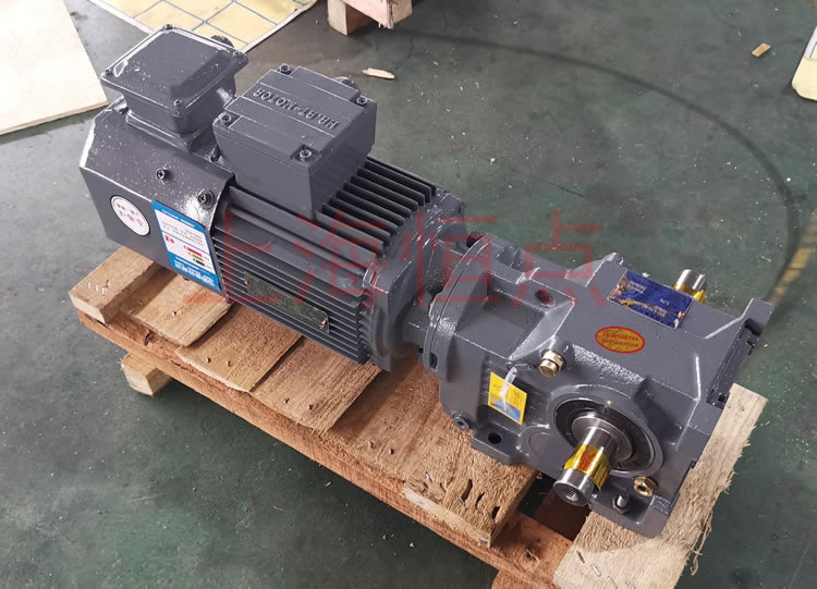 K37系列減速機輸入配變頻電機，輸出雙軸A+B 實物照片