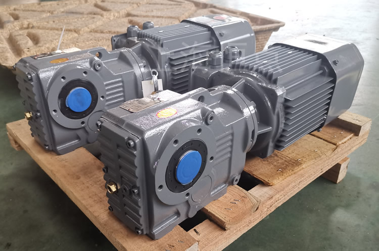 KA37系列減速機通孔輸出，配電機實物圖