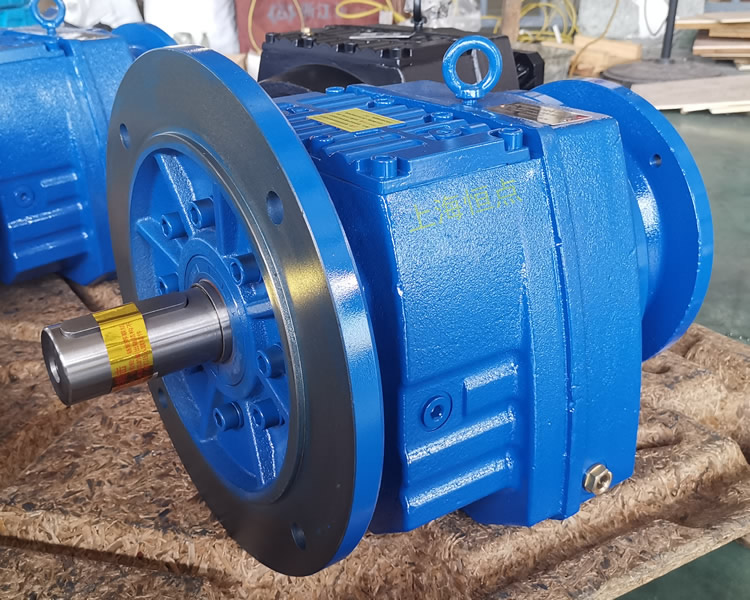 RF87減速機，輸入配法蘭B5端蓋，立式法蘭輸出，實物照片