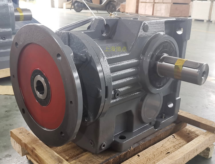 K97減速機，輸入配電機法蘭端蓋，右輸出單軸，實物圖如下